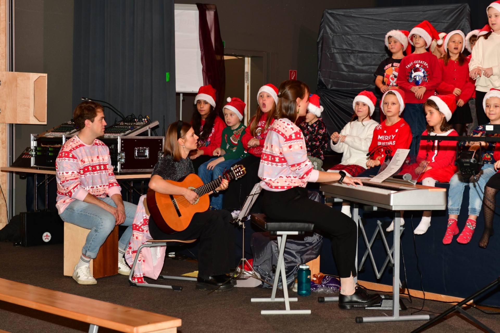 Gelungene Adventfenstereröffnung!