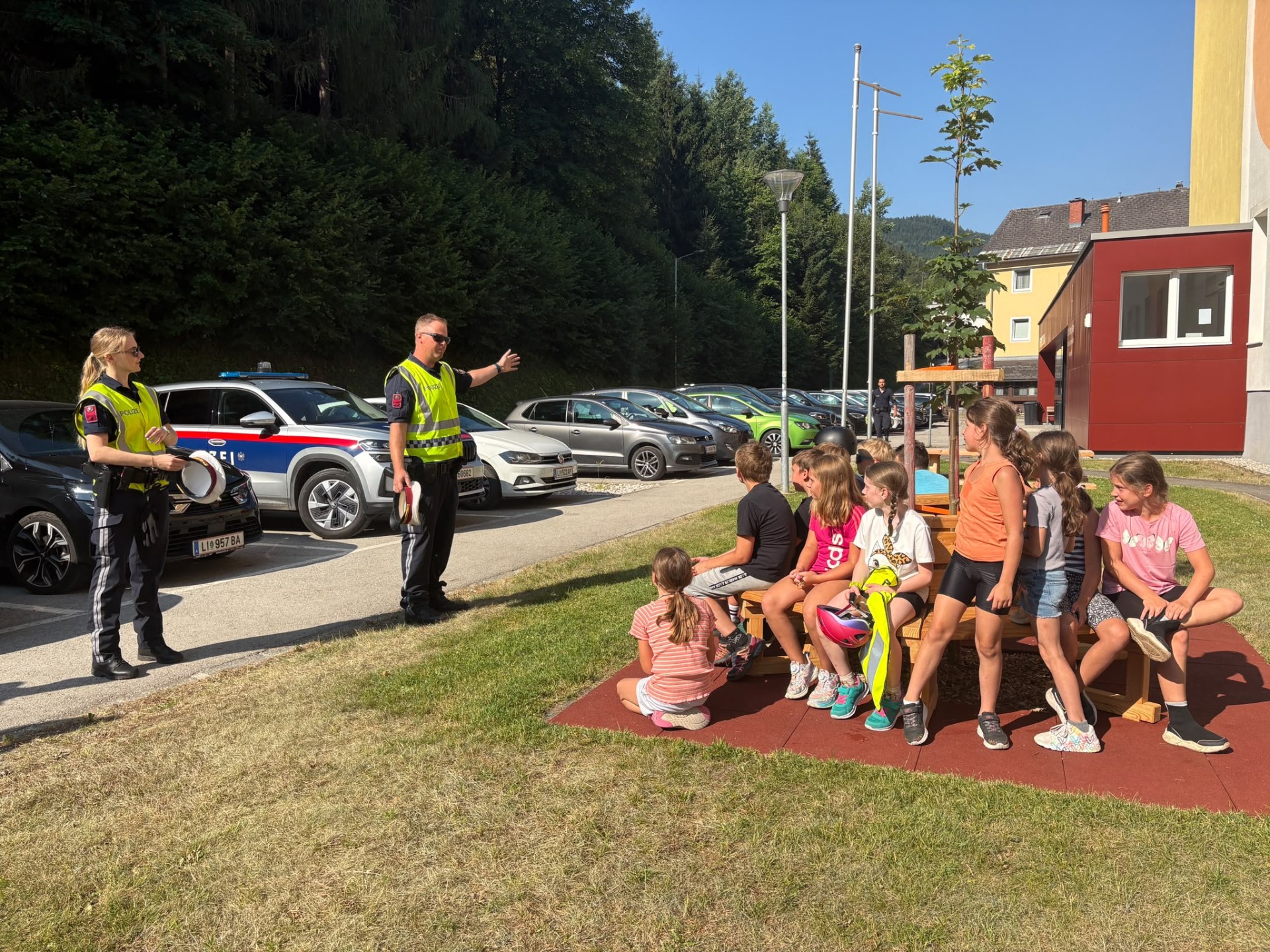 Erfolgreiche praktische Fahrradprüfung der 3. Schulstufe