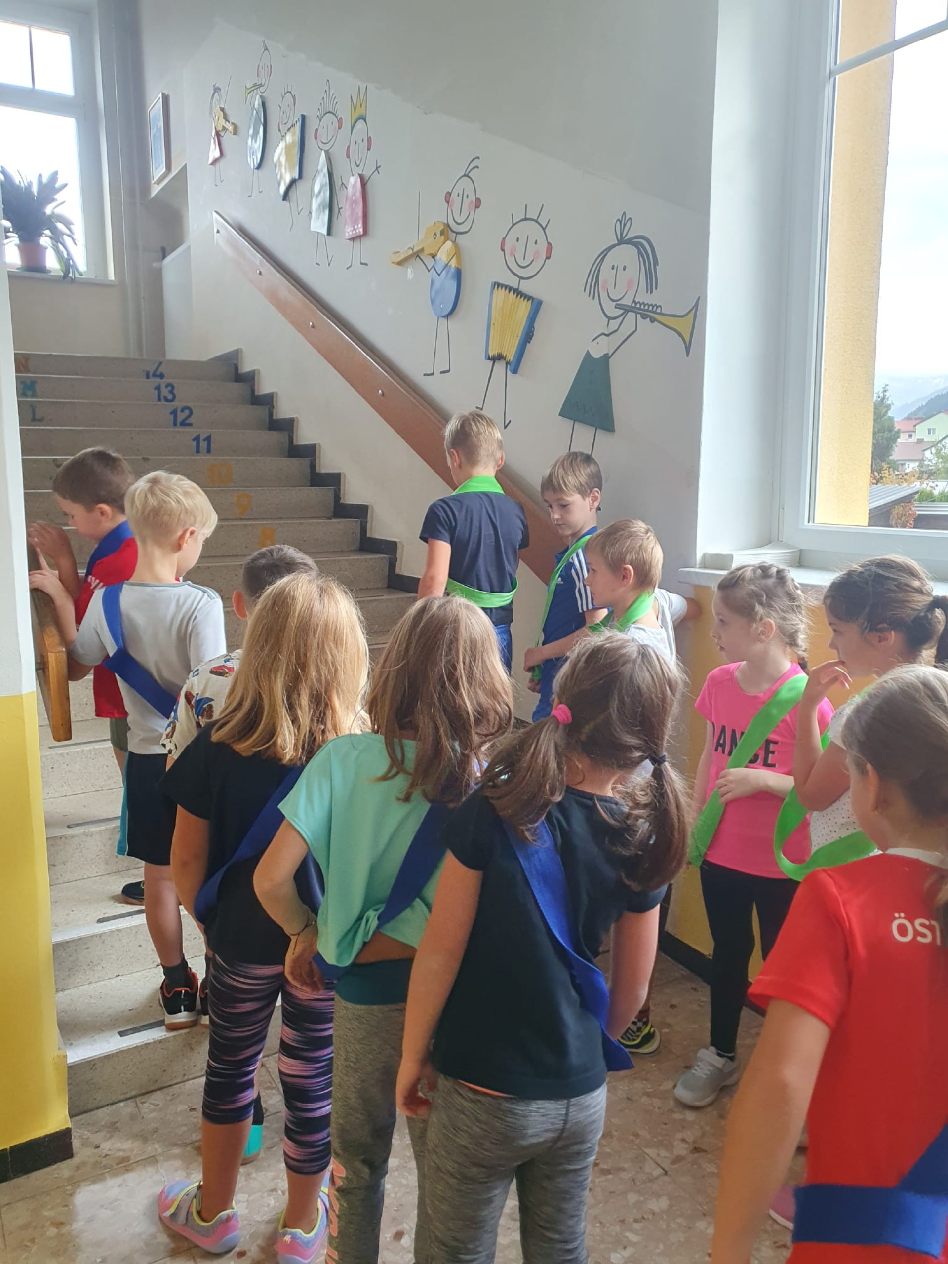 Turnen im Schulhaus