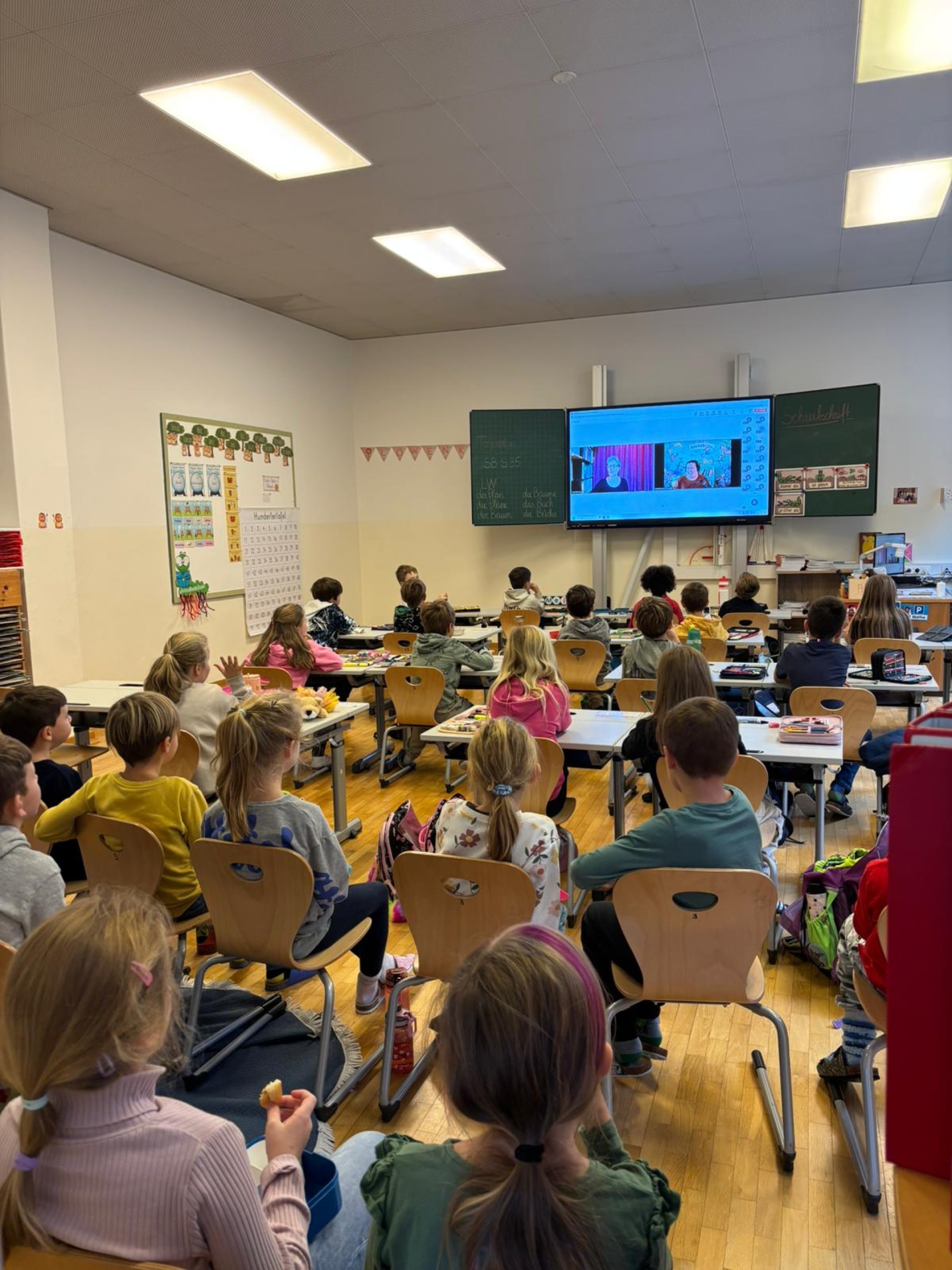 Onlinelesung mit Susanne Hämmerle (1. und 2. Klasse)