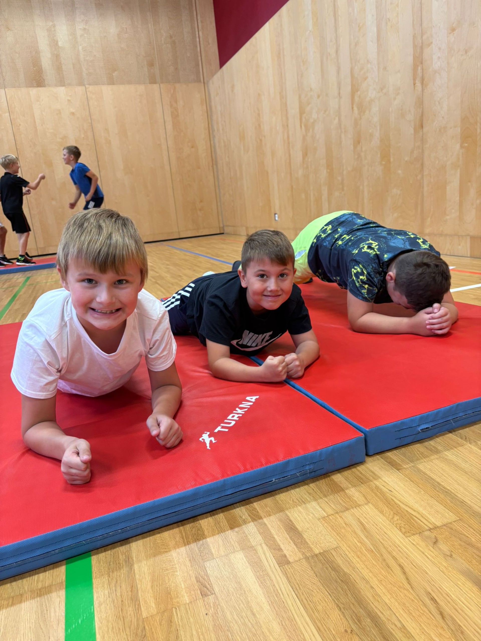 Fitnesszirkel: 3. und 4. Klasse