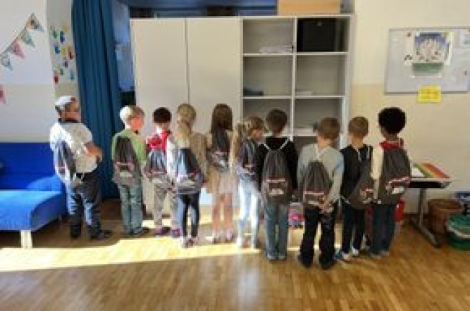 Augen auf die Straße: 1. und 2. Klasse