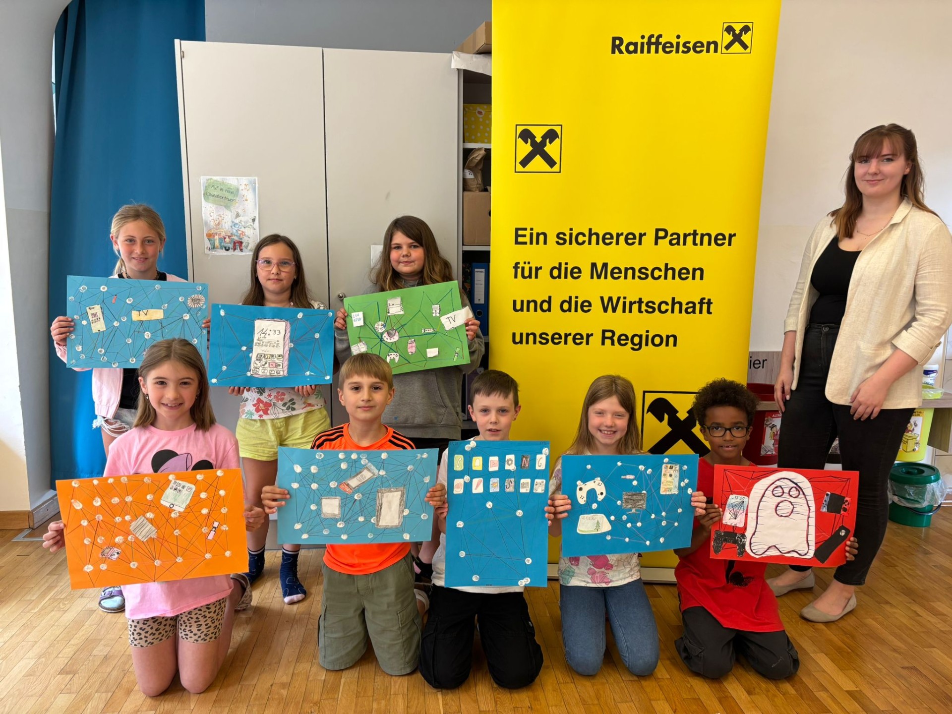 "Echt digital" - Zeichenwettbewerb der Raiffeisenbank